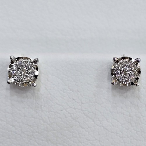 DIVER JEWELLERY (مجوهرات الغواص) - Earings Diamond 18k(2)gr (0.10)crt (VVS-FG) L.G.D