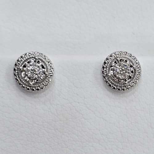 DIVER JEWELLERY (مجوهرات الغواص) - Earings Diamond 18k(2.6)gr (0.1)crt (VVS-FG) L.G.D