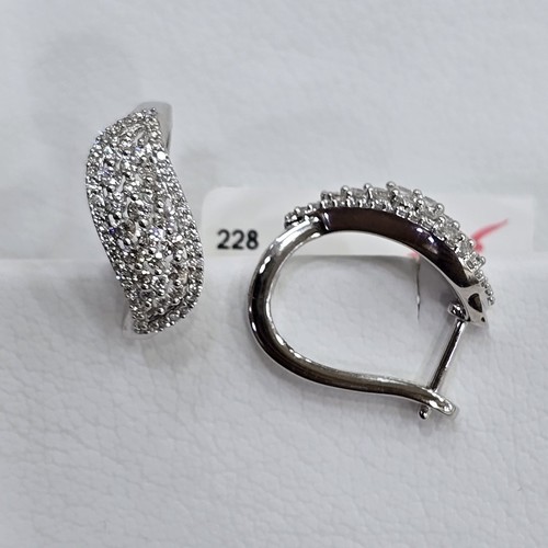 DIVER JEWELLERY (مجوهرات الغواص) - Earings Diamond 18k(4.5)gr (0.69)crt (VVS-FG) L.G.D 14mm