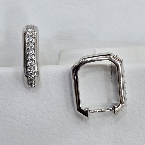 DIVER JEWELLERY (مجوهرات الغواص) - 18k(4.99)gr (0.2)crt (VVS-FG) L.G.D تراچي الماس مخبري و ذهب عيار ١٨ ١٣مم