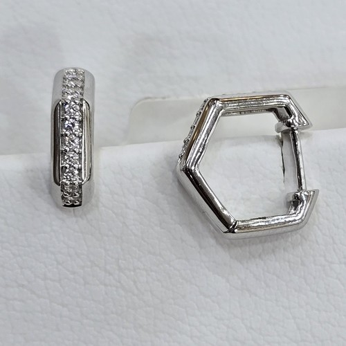 DIVER JEWELLERY (مجوهرات الغواص) - Earings Diamond 18k(4.34)gr (0.2)crt (VVS-FG) L.G.D 12mm