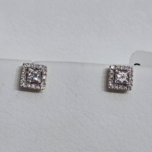 Earings Diamond 18k(1.6)gr (0.4)crt (VVS-FG) L.G.D