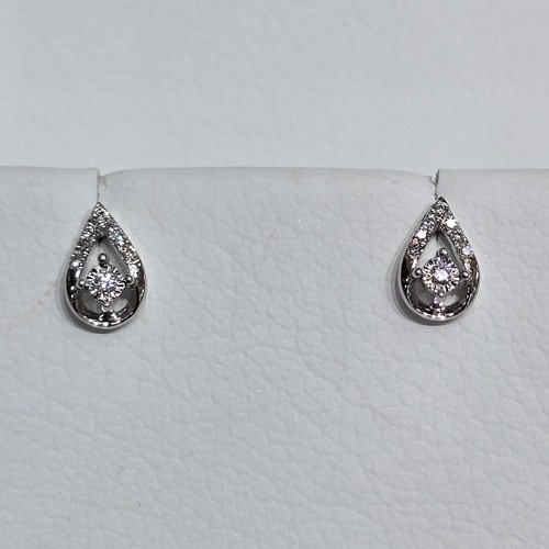 Earings Diamond 18k(1.37)gr (0.06)crt (VVS-FG) L.G.D