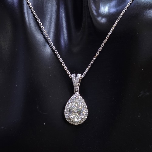 pendant lab grown Diamond (3.32)gr (1.34)crt (VVS-FG)