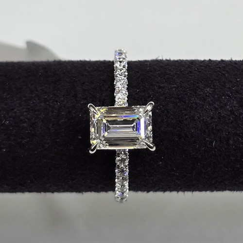 ring gold 18k (2.54)gr (1.62)crt Diamond VVS/FG L.G.D