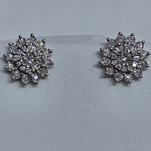 Earings Diamond 18k(3.82)gr (0.35)crt (VVS-FG) L.G.D