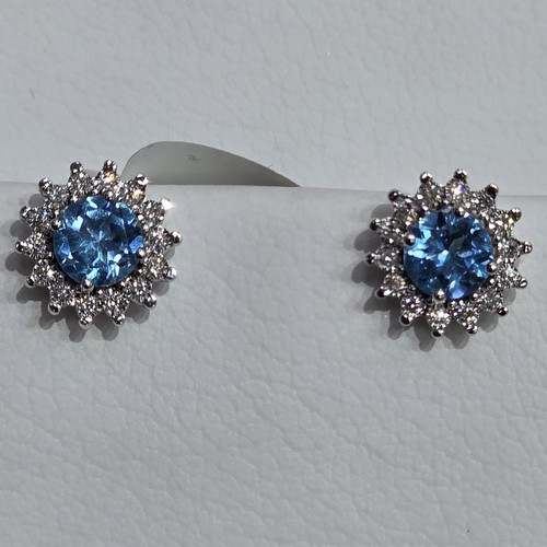 Earings Diamond 18k(2.8)gr (0.1)crt (VVS-FG) L.G.D