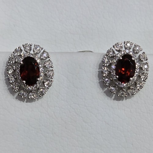 Earings Diamond 18k(3.29)gr (0.25)crt (VVS-FG) L.G.D