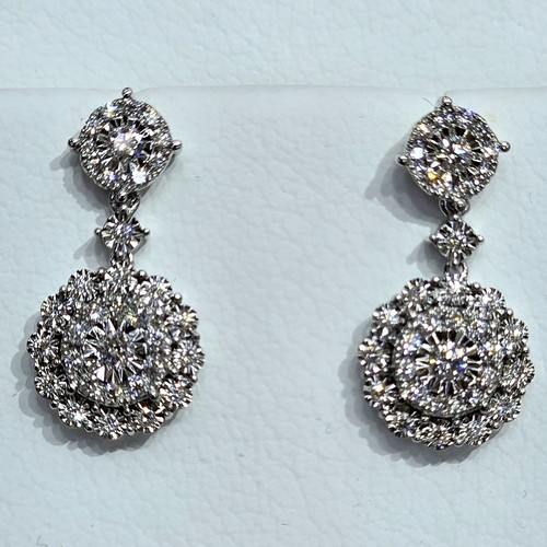 Earings Diamond 18k(5.66)gr (0.65)crt (VVS-FG) L.G.D