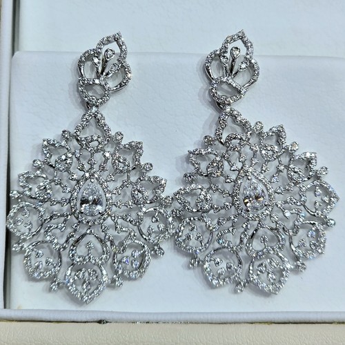 Earings Diamond 18k(12.18)gr (2.21)crt (VVS-FG) L.G.D
