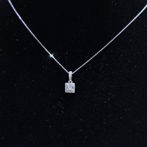 pendant gold 18k (1.49)gr (0.17)crt Diamond VVS/FG L.G.D