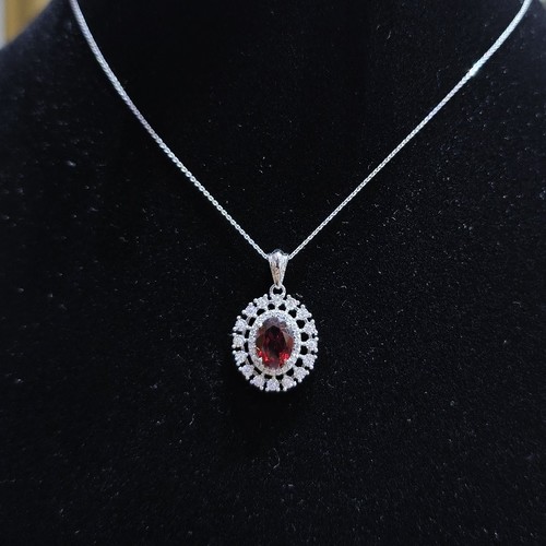 pendant gold 18k (3.24)gr (0.15)crt Diamond VVS/FG L.G.D