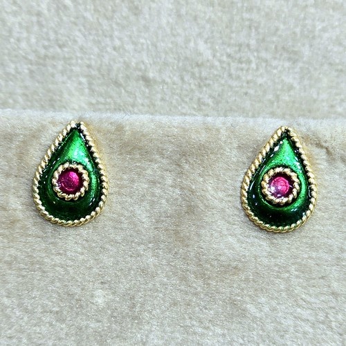 Earing gold (21k) weight (1.35)gr Making per piece