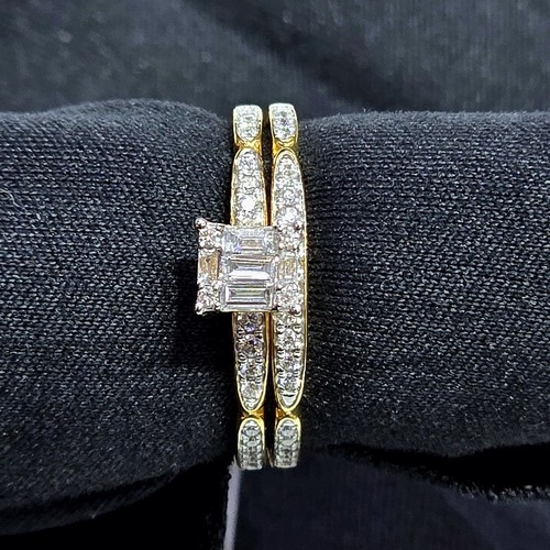 Twins Diamond (18k) weight (2.9)gr (0.3)crt (VVS-FG)L.G.D