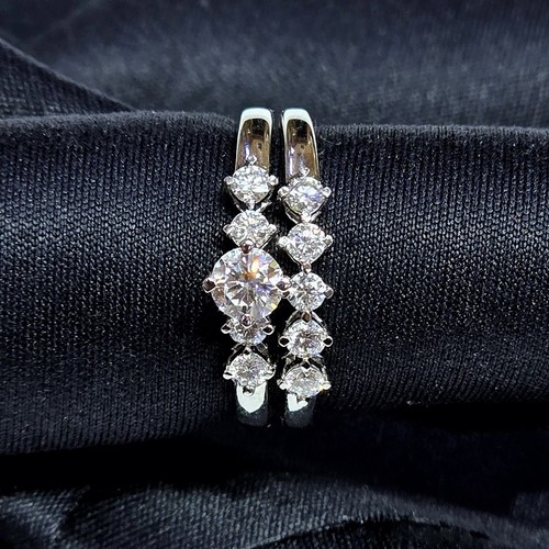 Twins Diamond (18k) weight (6.88)gr (2.1)crt (VVS-FG)L.G.D