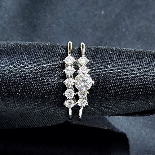 Twins Diamond (18k) weight (5)gr (0.82)crt (VVS-FG)L.G.D