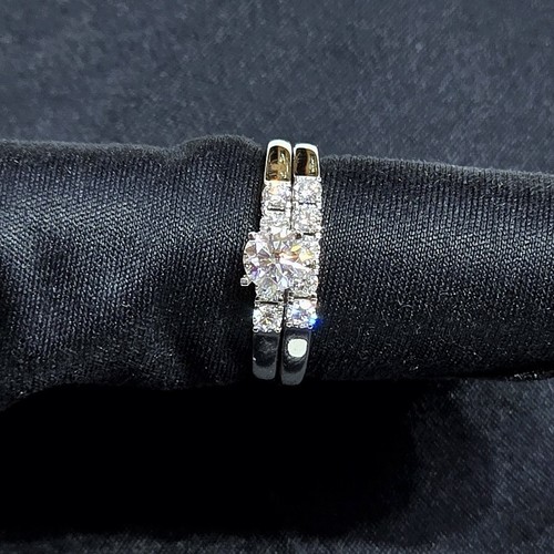 Twins Diamond (18k) weight (3.98)gr (0.95)crt (VVS-FG)L.G.D