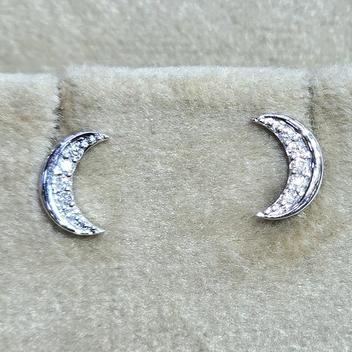 Earings Gold 18k(1)gr Diamond (0.07)crt VVS/EF L.G.D