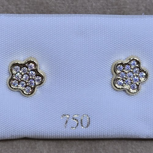 Earings Gold (18k) weight (0.4-0.7)gr safety Lock per piece