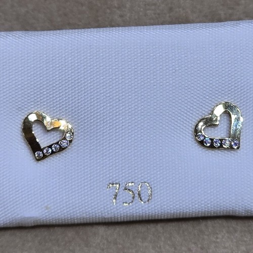 Earings Gold (18k) weight (0.4-0.7)gr safety Lock per piece