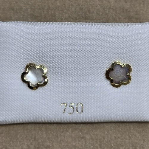 Earings Gold (18k) weight (0.4-0.7)gr safety Lock per piece