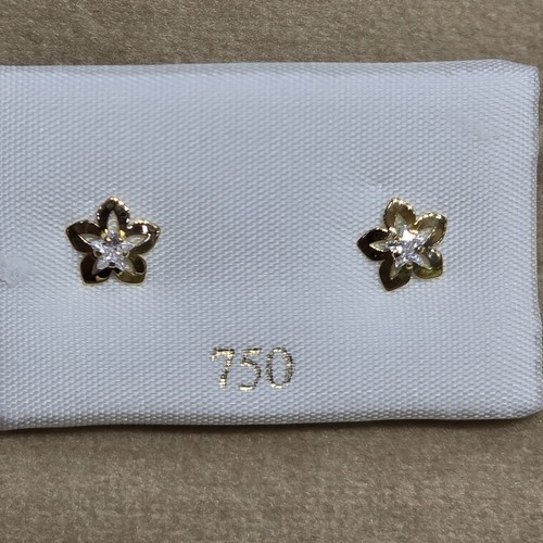 Earings Gold (18k) weight (0.4-0.7)gr safety Lock per piece