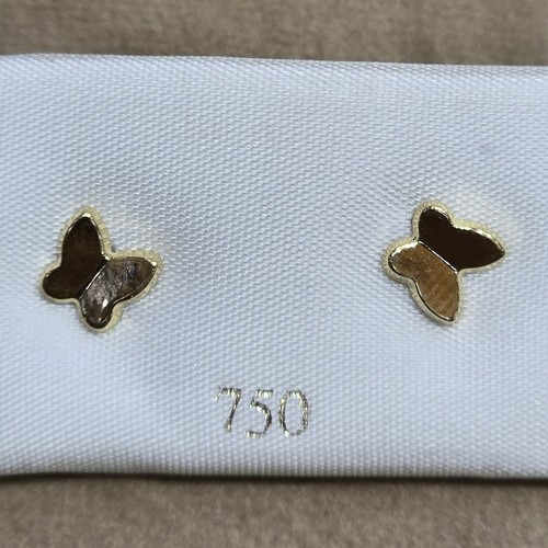 Earings Gold (18k) weight (0.4-0.7)gr safety Lock per piece