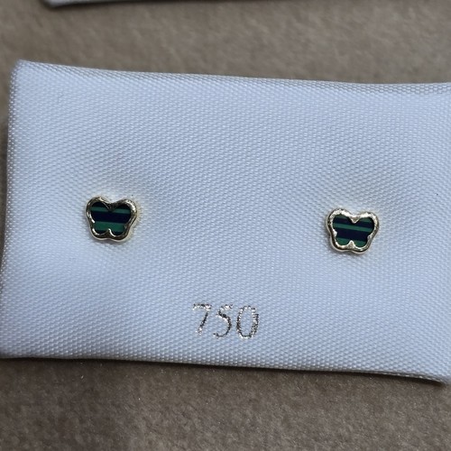 Earings Gold (18k) weight (0.4-0.7)gr safety Lock per piece