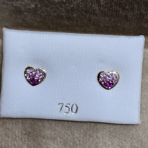 Earings Gold (18k) weight (0.4-0.7)gr safety Lock per piece