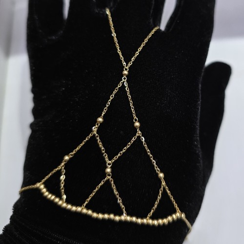 Hand chain gold (18k) weight (2.18)gr