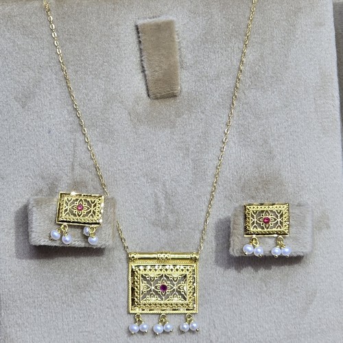 Hlaf set Gold (21k) weight(4.44)gr Length(40cm)