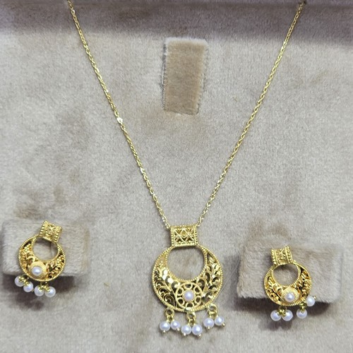 Hlaf set Gold (21k) weight(5.5)gr Length(40cm)