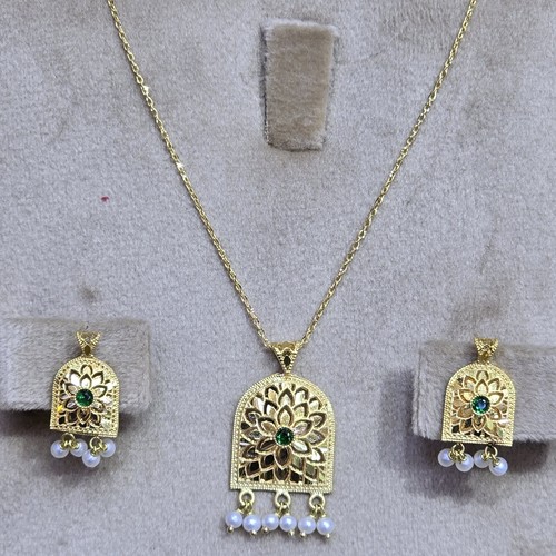 Hlaf set Gold (21k) weight(5.91)gr Length(40cm)