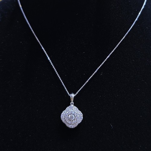 Pendant Diamond (18k) weight (3.05)gr (0.61)crt (VVS-FG)L.G.D