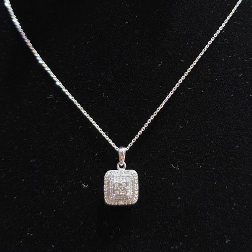Pendant Diamond (18k) weight (3.35)gr (0.2)crt (VVS-FG)L.G.D