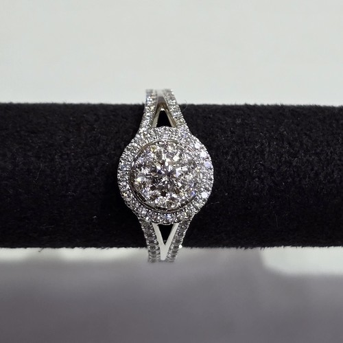 Ring Diamond (18k) weight (4.2)gr (0.7)crt (VVS-FG)L.G.D