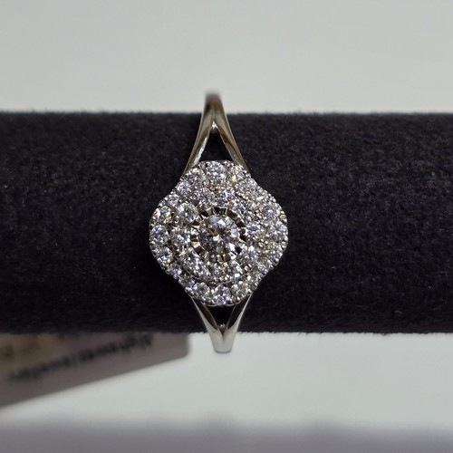 Ring Diamond (18k) weight (2.88)gr (0.34)crt (VVS-FG)L.G.D