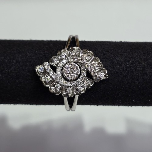 Ring Diamond (18k) weight (3.4)gr (0.3)crt (VVS-FG)L.G.D