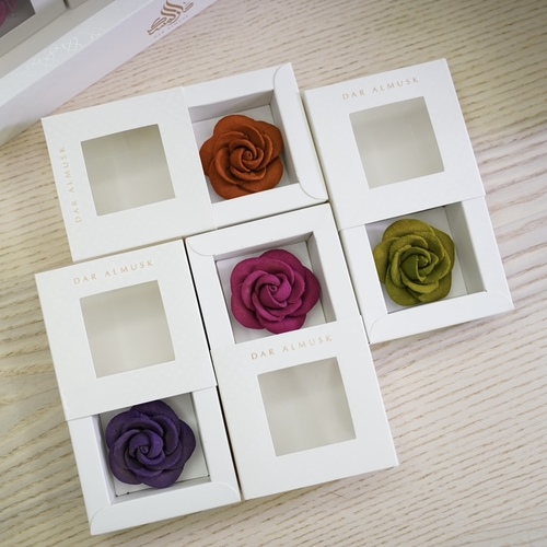 الورد العطري - Fragrant roses with fragrant scents for gatherings such as lavender, balsamic, rose and orchid 
 Quantity: 15 pieces