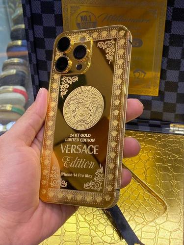 جهاز 15 برو ماكس مطلى ذهب عيار 24 ..**