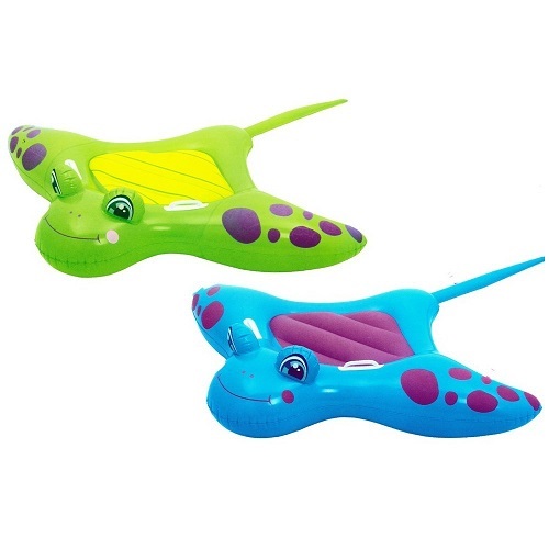 Bestway Manta Ray Ride-On, Green – 41084-01  (150 x 114cm)! - The Manta Ray ride-on has sturdy handle contruction along with sturdy pre-tested and safety valve. Sturdy handle construction. 59 x 45″ (150 x 114cm). Sturdy pre-tested vinyl. Repair patch included. Safety valves. Suitable for ages 3+. 2 Assorted colours. Bestway Splash & Play Manta Ray Ride-On Assorted (Sport/Leisure / Inflatables / Childrens) شامل التركيب