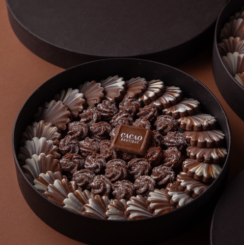 M Box petitfour and biscuit - 65 pisces
