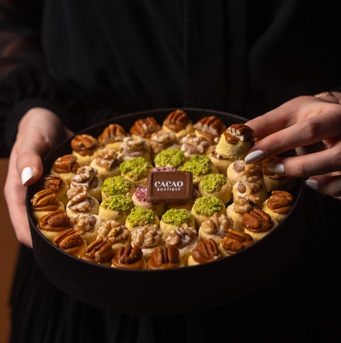 M box O goriba - Pecan , walnut , pistachio and raspberry goriba 49 Pisces