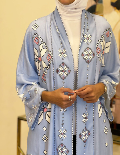 Blue Bisht