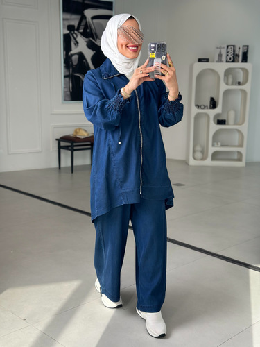 قطعتين جينز