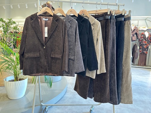 قطعتين مخمل اربعة الوان