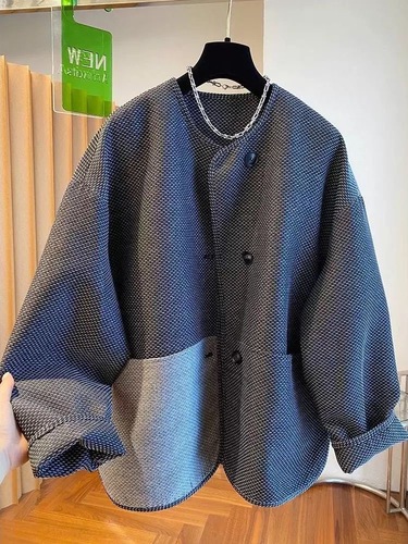 جاكيت رمادي