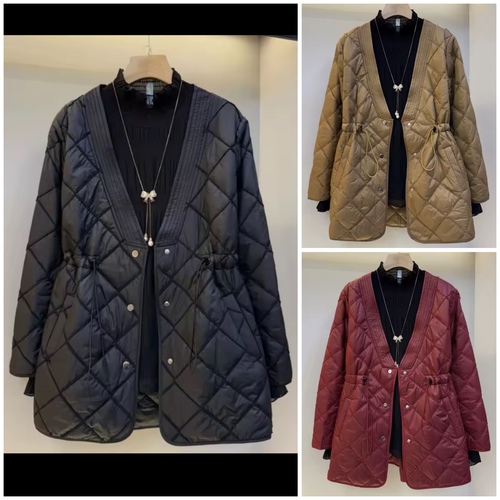 جاكيت ثلاثة الوان