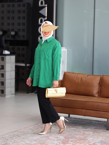 Green shirt