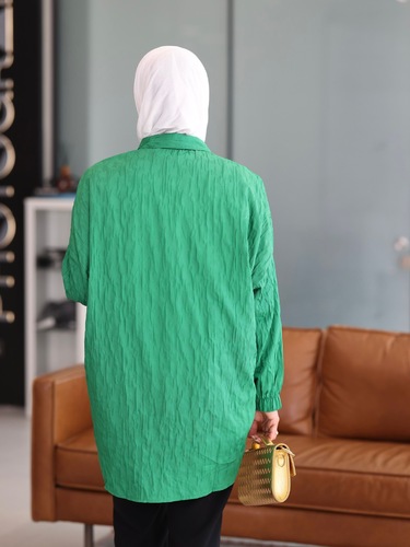 Green shirt